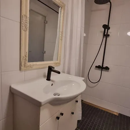 Tihase One Bedroom Garden View