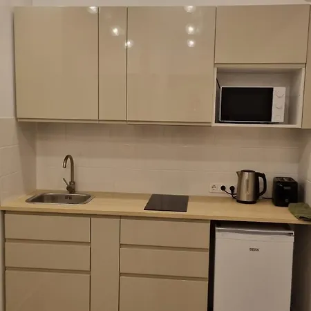 Tihase One Bedroom Garden View Apartament *